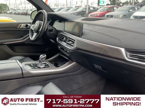 Used 2019 BMW X5 xDrive50i w/ M Sport Package AWD/4WD image 15