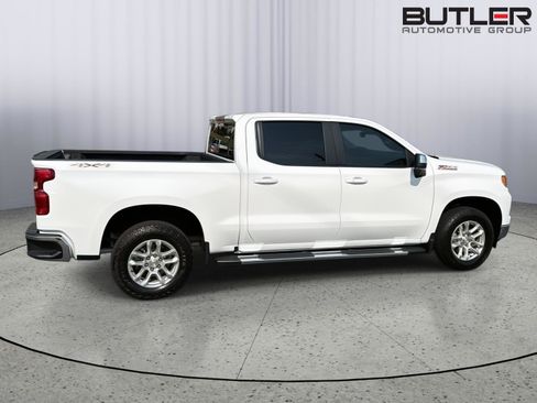 Used 2025 Chevrolet Silverado 1500 LT AWD/4WD image 7
