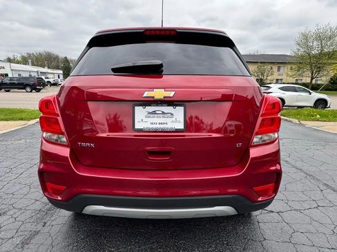Used 2019 Chevrolet Trax LT w/ LT Convenience Package FWD image 17