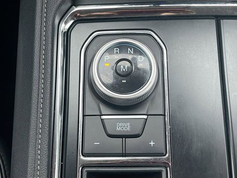 Used 2024 Ford Expedition XLT RWD image 17