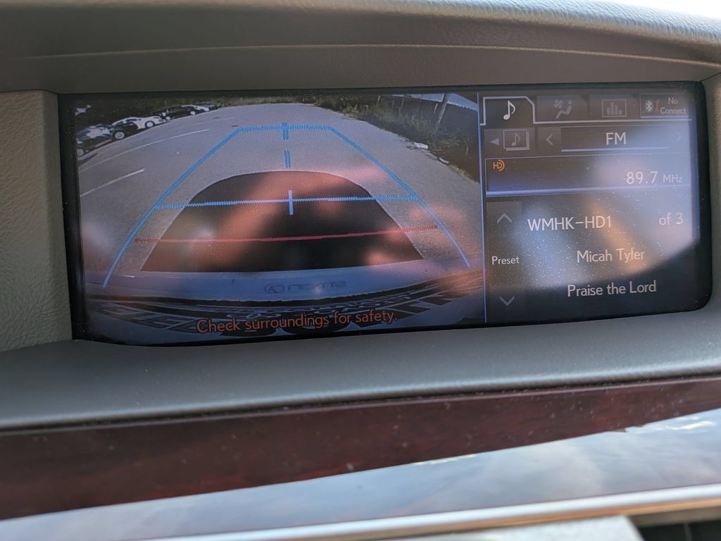 Used 2013 Lexus LS 460 w/ Comfort Pkg RWD image 18