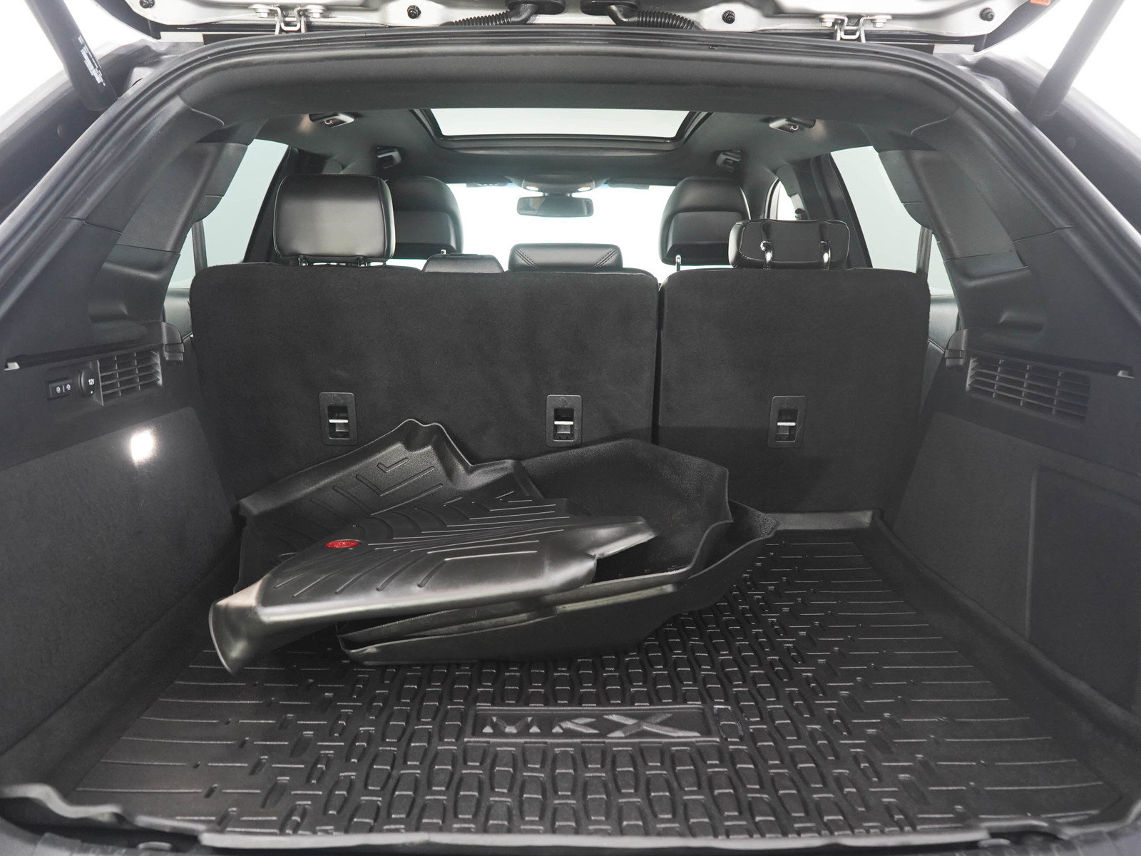 Used 2018 Lincoln MKX Reserve AWD/4WD image 9