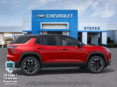 New 2026 Chevrolet Equinox LT w/ Convenience Package II FWD image 5