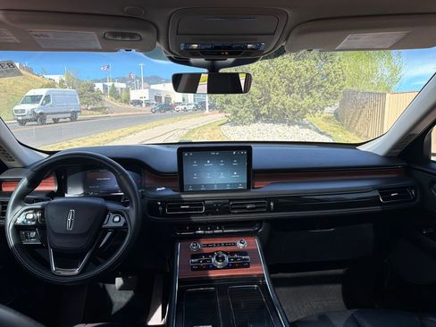 Used 2021 Lincoln Aviator Reserve w/ Equipment Group 201A AWD/4WD image 19