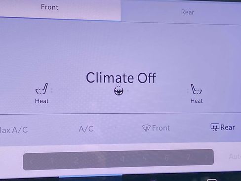 Used 2023 Chrysler Pacifica Touring-L image 27