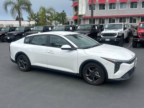 Used 2025 Kia K4 FWD image 5