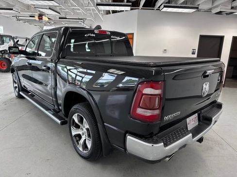 Used 2019 RAM 1500 Laramie AWD/4WD image 11