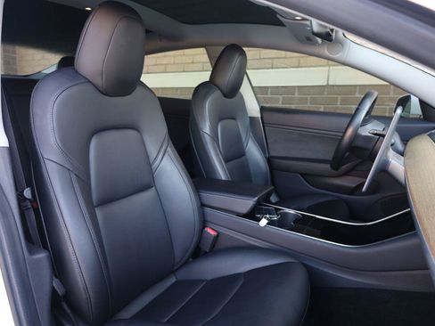 Used 2019 Tesla Model 3 Long Range AWD/4WD image 30