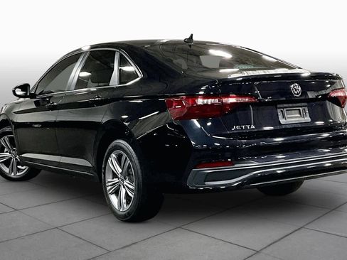 Used 2022 Volkswagen Jetta SE FWD image 12