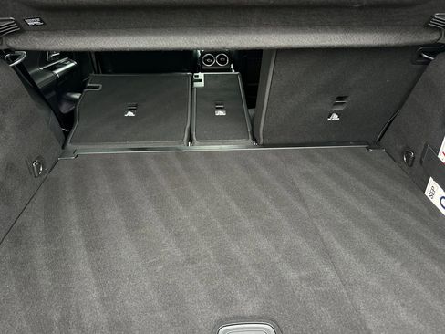 Certified 2025 Mercedes-Benz GLA 250 image 34