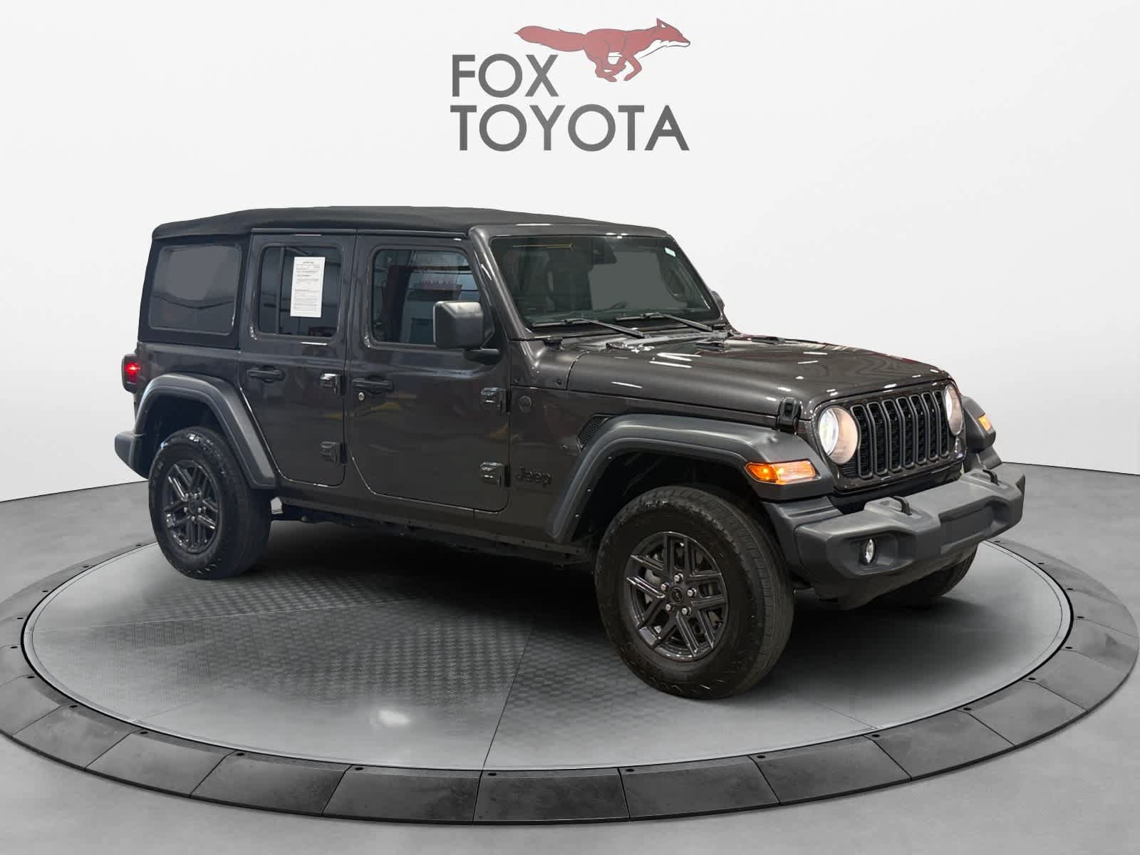 Used 2024 Jeep Wrangler Unlimited Sport AWD/4WD image 8