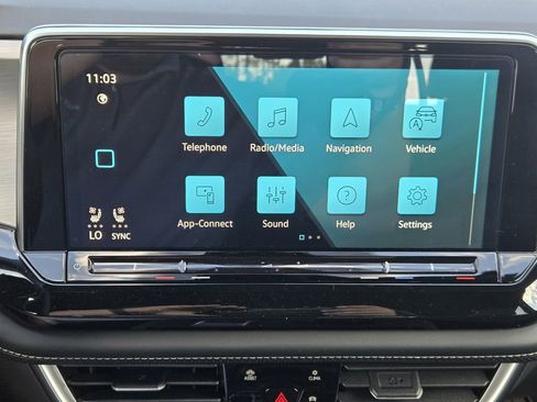 New 2026 Volkswagen Atlas Cross Sport SE image 14