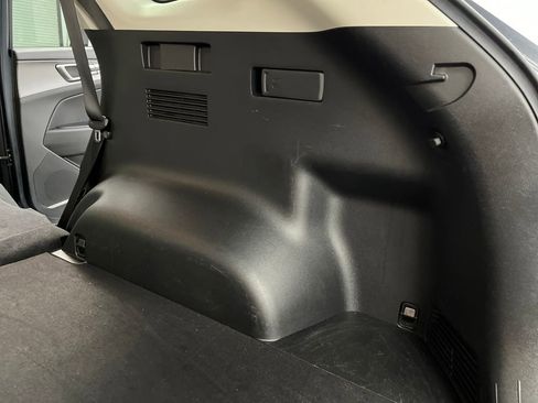 Used 2024 Kia Sportage LX image 33