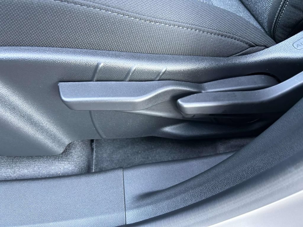 New 2027 GMC Terrain Elevation w/ Black Edition FWD image 17