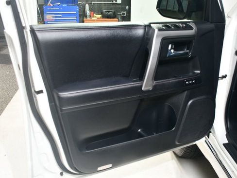 Used 2018 Toyota 4Runner Limited image 24