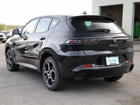 New 2025 Alfa Romeo Tonale Veloce w/ Premium Package image 6