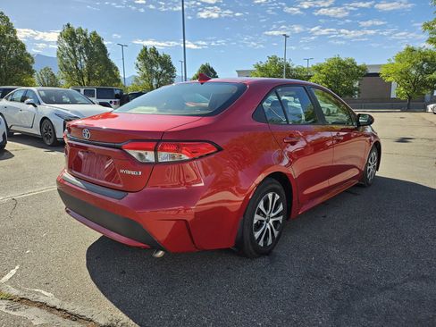 Used 2021 Toyota Corolla LE FWD image 5