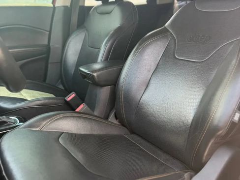Used 2020 Jeep Compass Limited AWD/4WD image 11