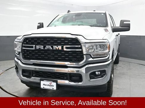 Used 2024 RAM 2500 Big Horn AWD/4WD image 2