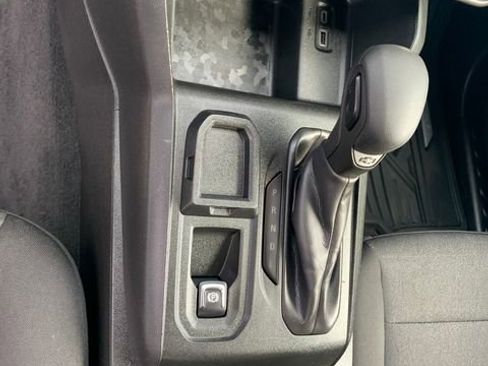 Certified 2024 Chevrolet Colorado W/T RWD image 26