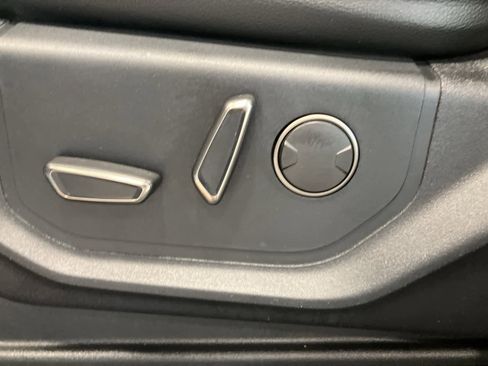 Certified 2019 Ford F150 Raptor w/ Equipment Group 801A Mid image 14