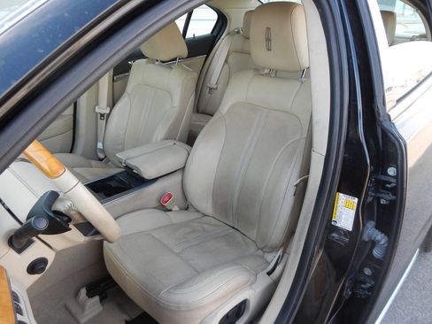 Used 2011 Lincoln MKS AWD w/ 102A Rapid Spec Order Code image 29