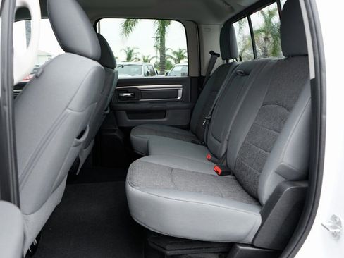 Used 2018 RAM 2500 Big Horn image 33