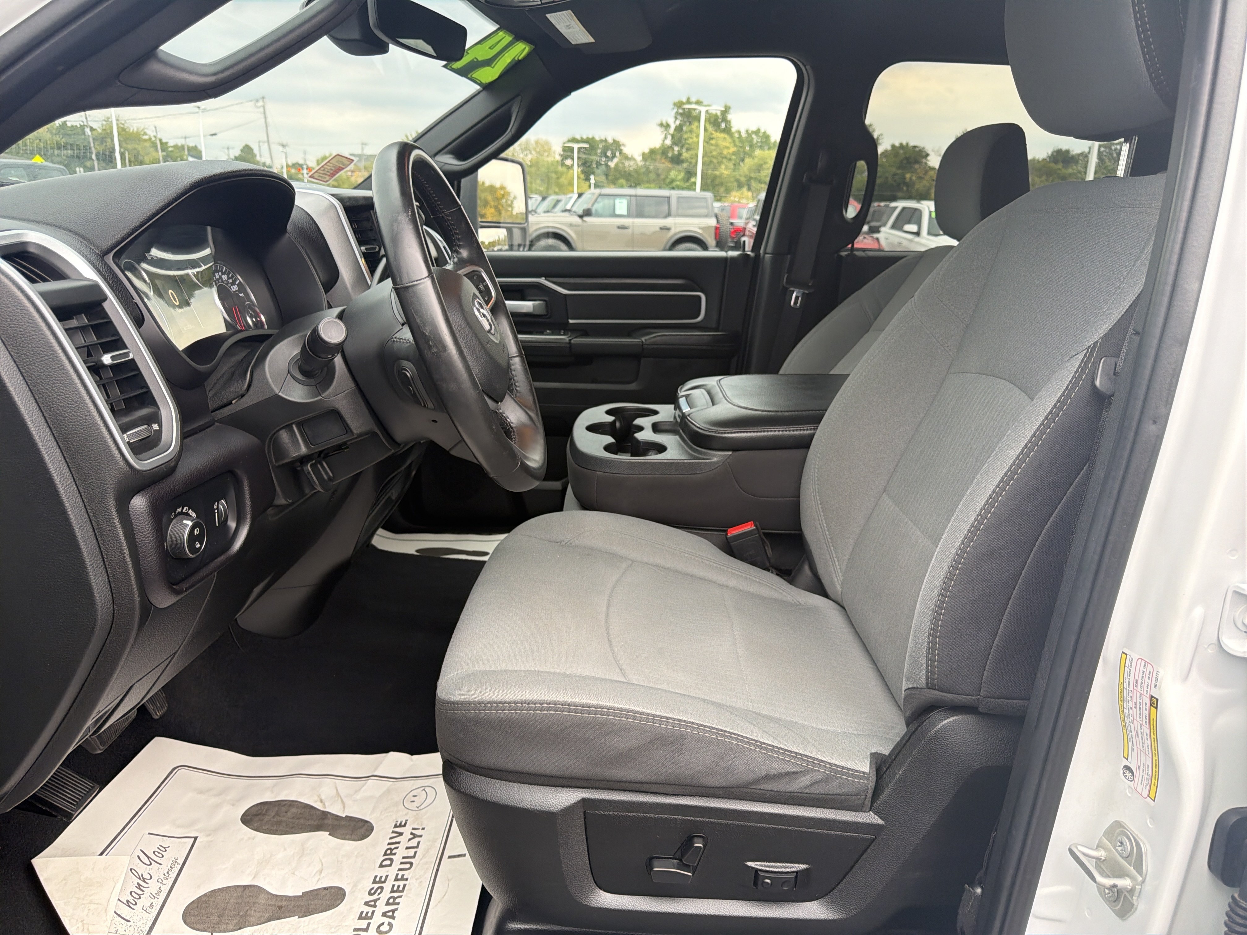 Used 2024 RAM 2500 Big Horn AWD/4WD image 12