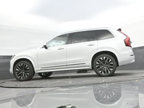 New 2026 Volvo XC90 B6 Ultra w/ Protection Package AWD/4WD image 32