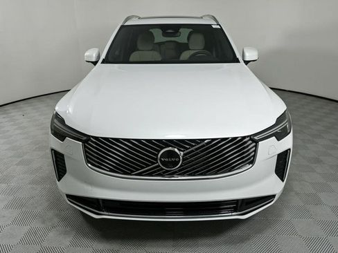 Used 2026 Volvo XC90 B6 Plus w/ Protection Package Premier AWD/4WD image 37