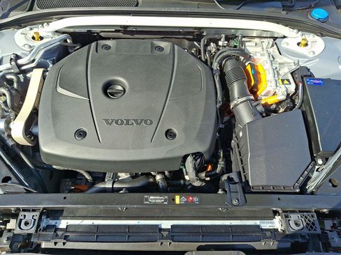 Used 2024 Volvo V60 T8 Polestar w/ Protection Package Premier image 27
