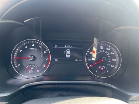 Used 2023 Kia Forte LXS image 29