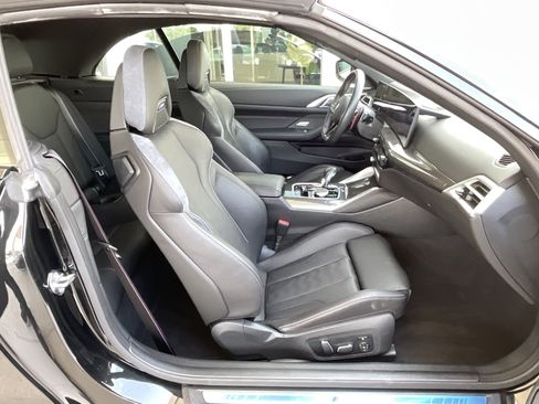 Used 2025 BMW M4 xDrive Competition AWD/4WD image 27