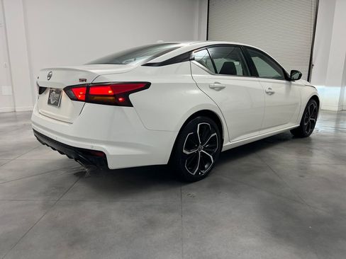 Used 2025 Nissan Altima 2.5 SR image 7