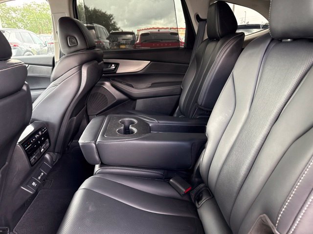 Used 2023 Acura MDX w/ Technology Package FWD image 27