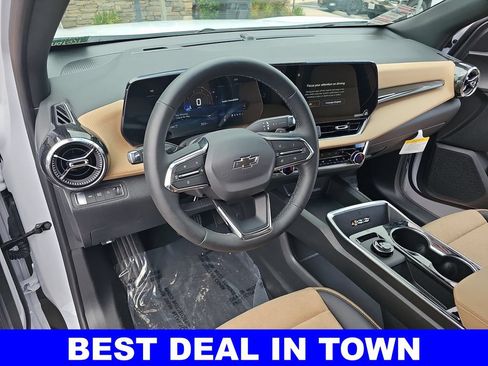 New 2026 Chevrolet Equinox ACTIV w/ Convenience Package III AWD/4WD image 16