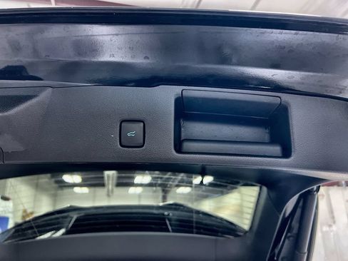 Used 2025 Ford Escape ST-Line Elite w/ Premium Technology Package AWD/4WD image 28