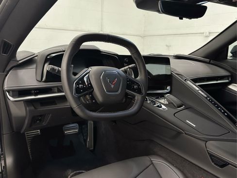 Used 2024 Chevrolet Corvette Stingray Coupe w/ Z51 Performance Package RWD image 10