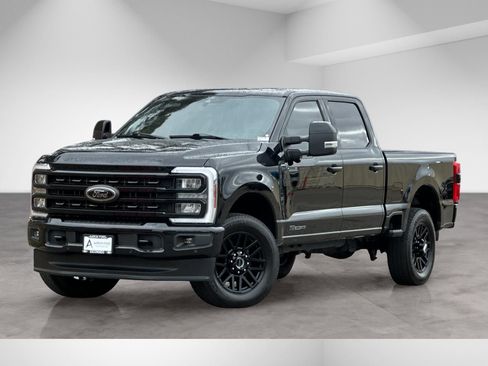 Used 2024 Ford F250 Lariat w/ Lariat Ultimate Package AWD/4WD image 2