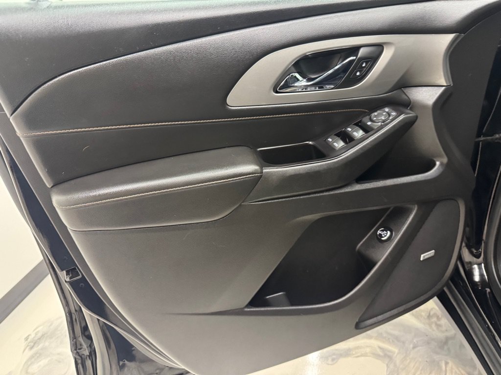 Used 2019 Chevrolet Traverse RS FWD image 23