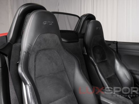 Used 2018 Porsche 718 Boxster GTS RWD image 58