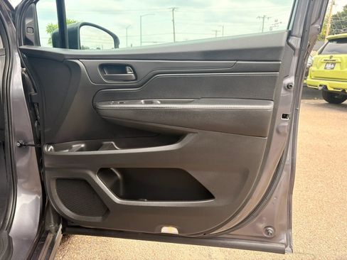 Used 2024 Honda Odyssey EX-L image 10
