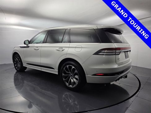 Used 2021 Lincoln Aviator Grand Touring w/ Elements Package Plus image 10