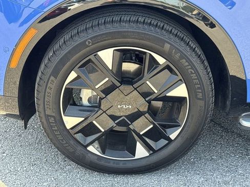Certified 2026 Kia Sportage SX AWD/4WD image 27