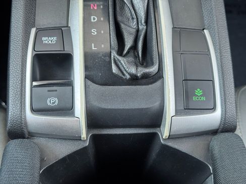 Used 2019 Honda Civic LX image 26
