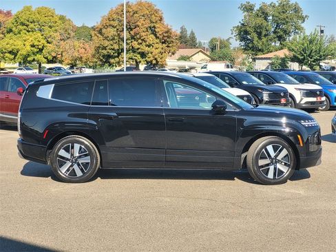 New 2026 Hyundai Ioniq 9 SEL image 3