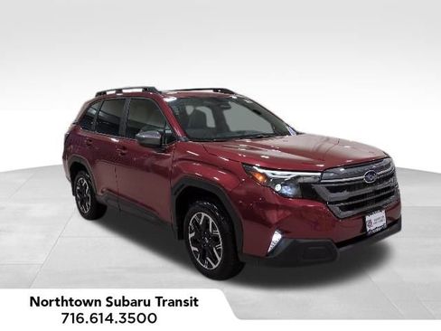 Certified 2025 Subaru Forester Premium image 1