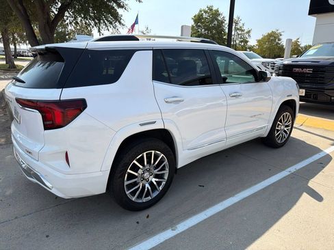 Used 2026 GMC Terrain Denali AWD/4WD image 3