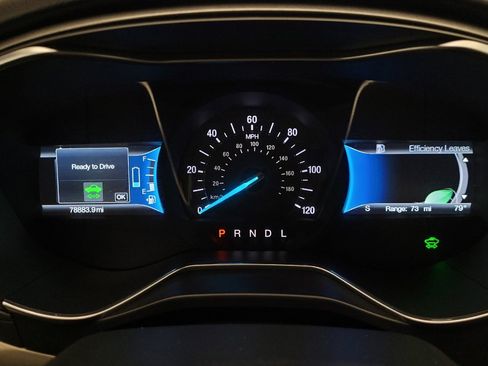 Used 2018 Ford Fusion SE image 23