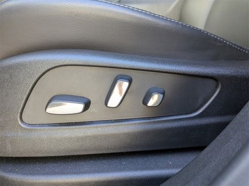 Used 2025 Cadillac XT5 Premium Luxury image 20